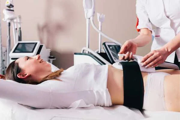 woman having body sculpting to help improve her body image and her mental health Sutton in Ashfield